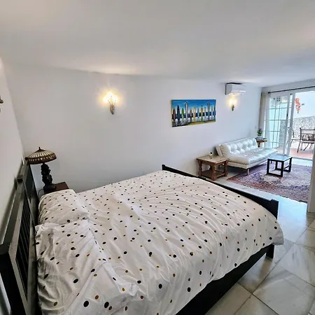 Stunning Spacious With Panoramic Sea Views Estepona