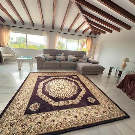 Stunning Spacious With Panoramic Sea Views Lejlighed