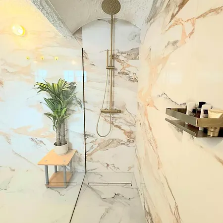 Stunning Spacious With Panoramic Sea Views