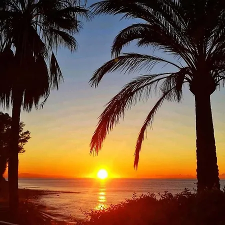 Stunning Spacious With Panoramic Sea Views Estepona